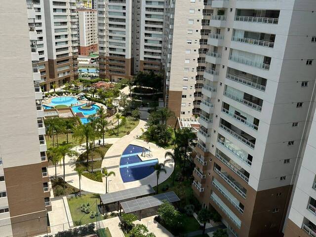 Apartamento para Venda em São José dos Campos - 2