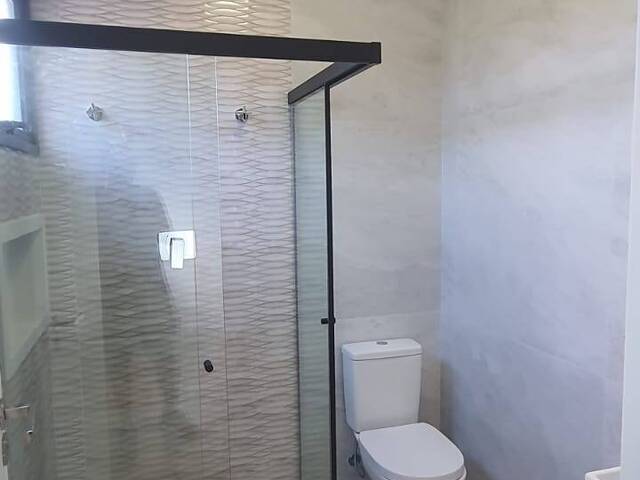 Casa para Venda em São José dos Campos - 3